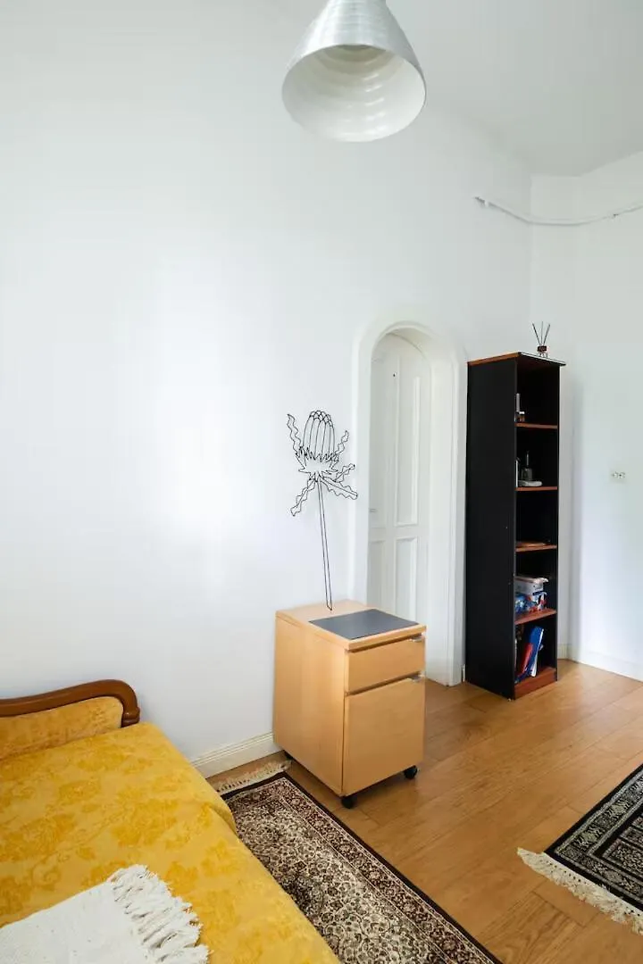 Authentic Interbelic Villa In The City Center Bukarest 0*,
